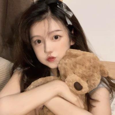 玉米上的麻雀